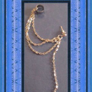 Silver Tone Chain With Leaf Design Ear Cuff